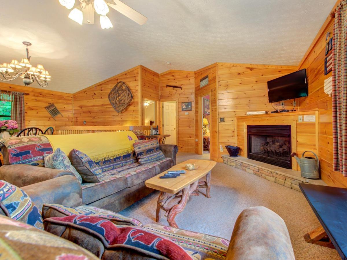 جاتلينبرج Great Expectations, 3 Bedrooms, Fireplace, Pool Table, Hot Tub, Sleeps 10 المظهر الخارجي الصورة