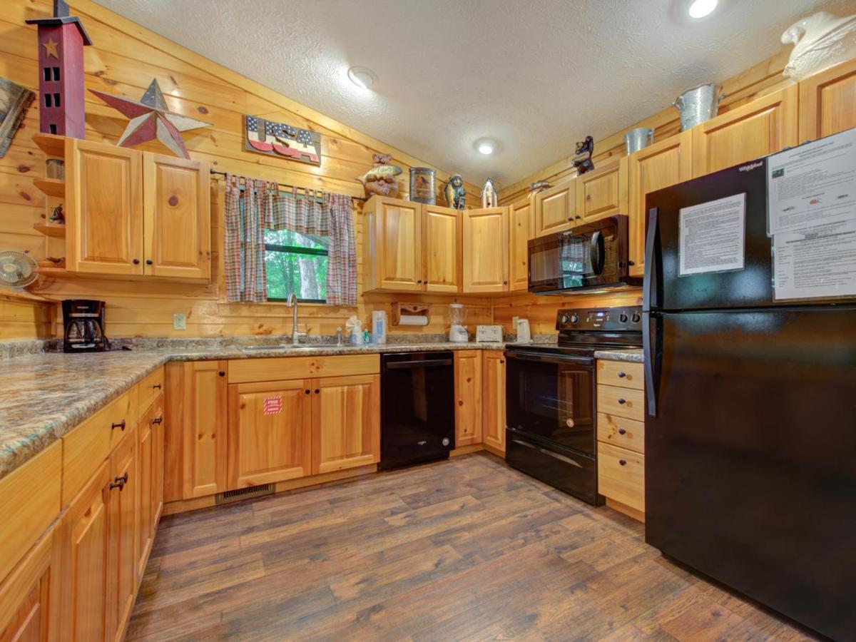 جاتلينبرج Great Expectations, 3 Bedrooms, Fireplace, Pool Table, Hot Tub, Sleeps 10 المظهر الخارجي الصورة