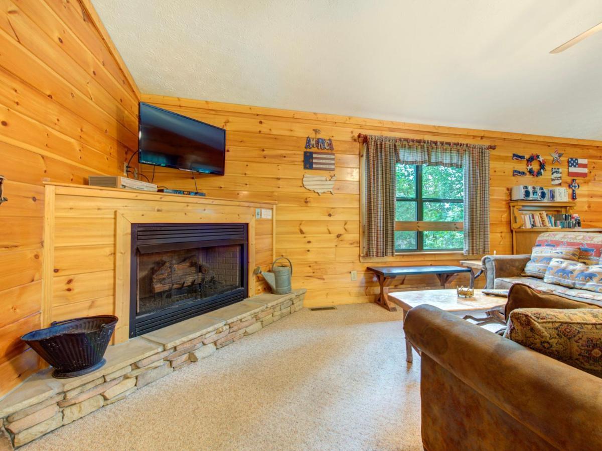 جاتلينبرج Great Expectations, 3 Bedrooms, Fireplace, Pool Table, Hot Tub, Sleeps 10 المظهر الخارجي الصورة
