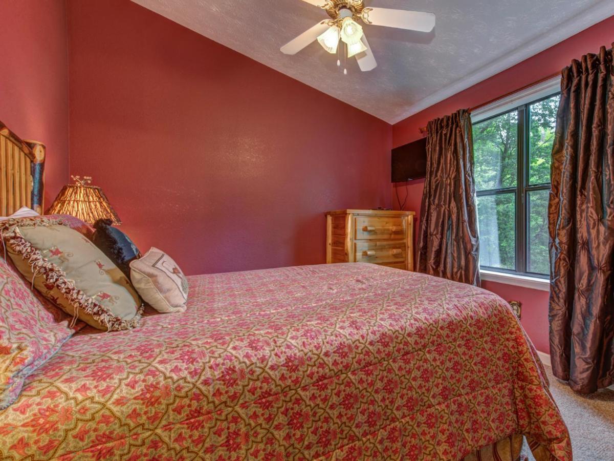 جاتلينبرج Great Expectations, 3 Bedrooms, Fireplace, Pool Table, Hot Tub, Sleeps 10 المظهر الخارجي الصورة